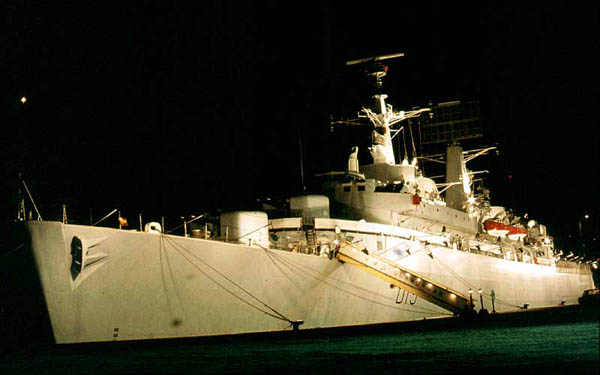 HMS_Glamorgan_Rio_de_Janeiro_Feb1972