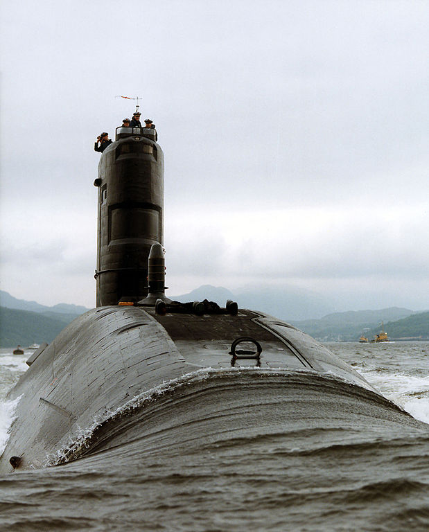 HMS_Spartan_Leaves_Faslane_1993