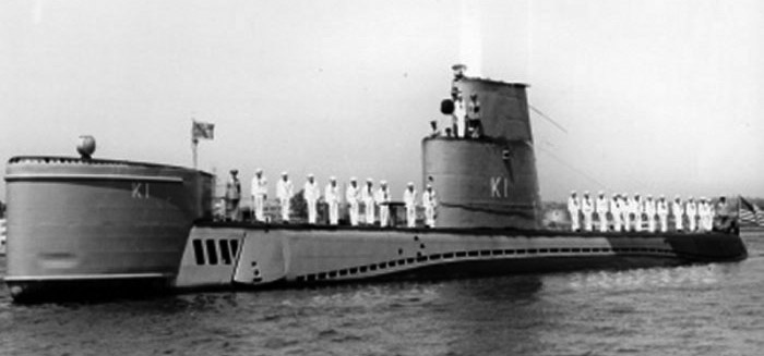 A Los Angeles class submarine in dry dock., en.wikipedia.or…