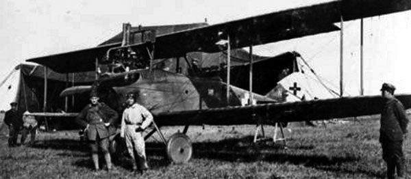 DFW C.V and crew 1918