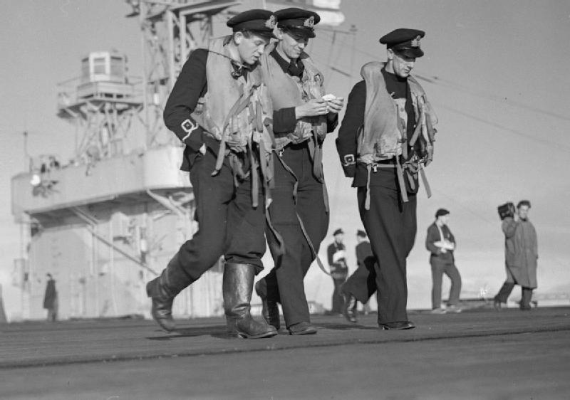 Swordfish crew onboard HMS Battler