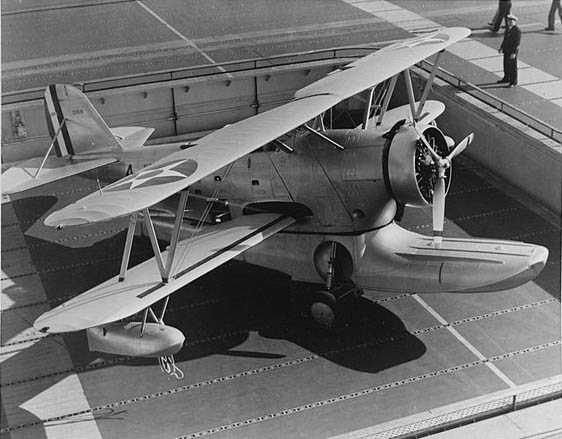 Grumman_J2F-1_Utility_Plane_out_of-lift