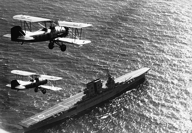 O2U Corsairs of VS-3