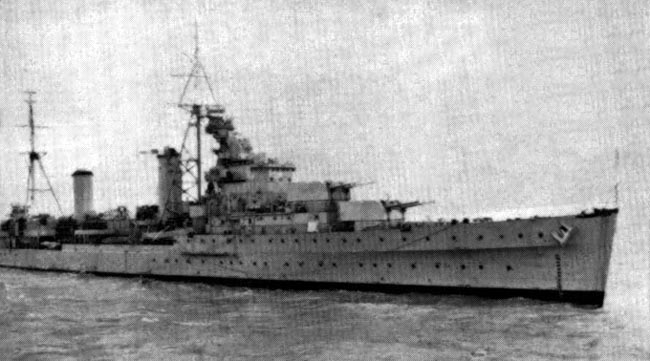 Chinese_cruiser_Chung_King