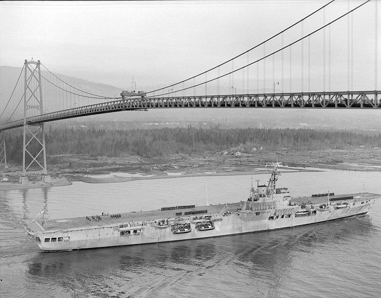 HMCS Warrior passing under the Lion's Gate Bridge