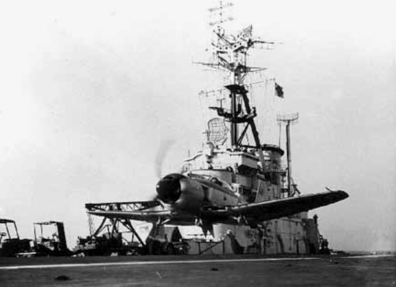 Sea_Fury_taking_off_from_HMAS_Sydney_R17