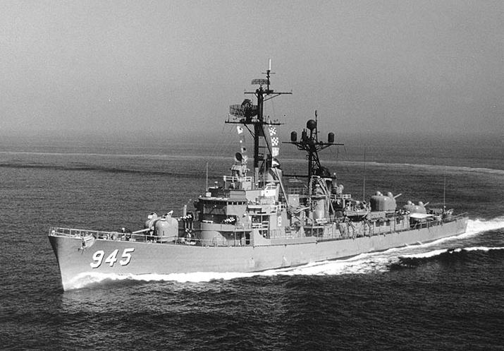 Uss_Hull_DD-945