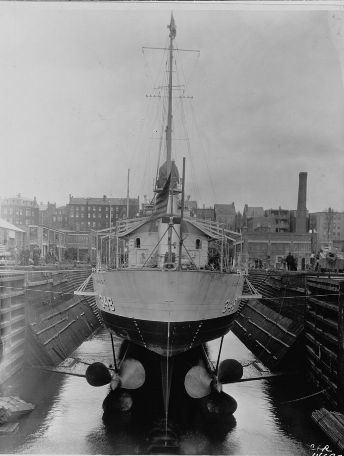 Propellers, rudders and stern as built