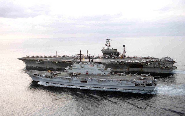 Garibaldi and USS America in 1996