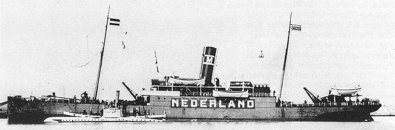 UB-6 and her tender Holland