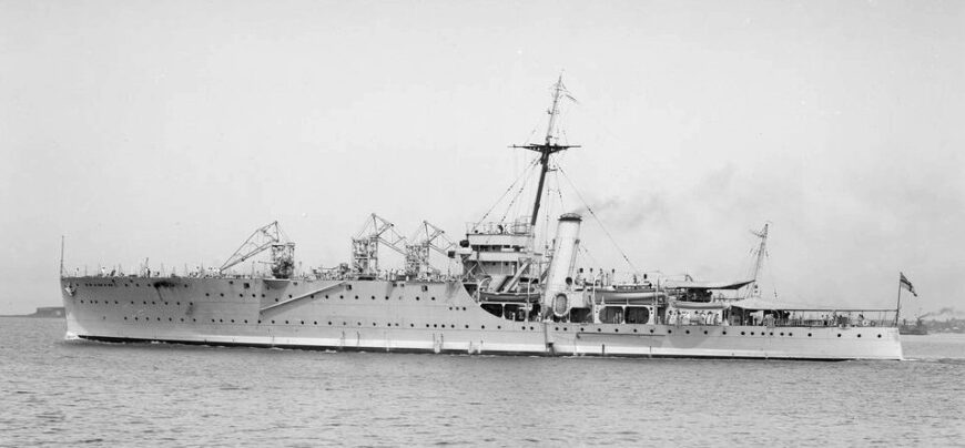 HMAS Albatross (1928)