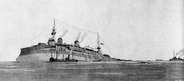 Gaulois sinking after UB-47 hit