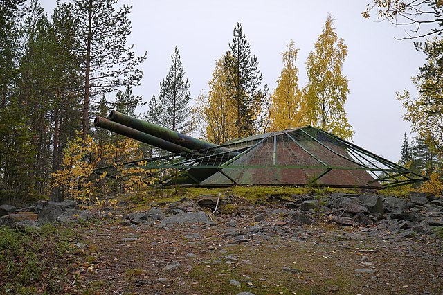 Fylgia's former guns, fortification, Siknäsfortet museum