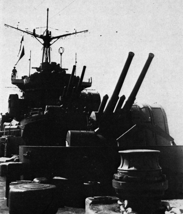 127 mm (5-in) DP forward on Chitose