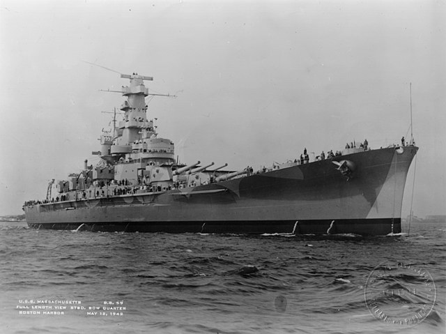 USS_Massachusetts_1942_Boston_Harbor