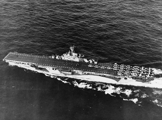 USS_Yorktown_CV-10_underway_during_the_Marianas_operation_June_1944