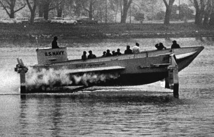 LCVP(H) with hydrofoils during 1962 tests